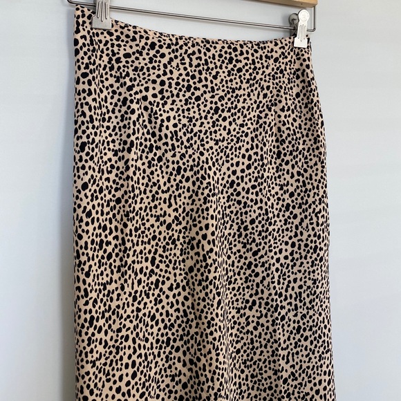 NASTYGAL Polka Dot Print Bias Cut High-Waist Skirt - Picture 6 of 11